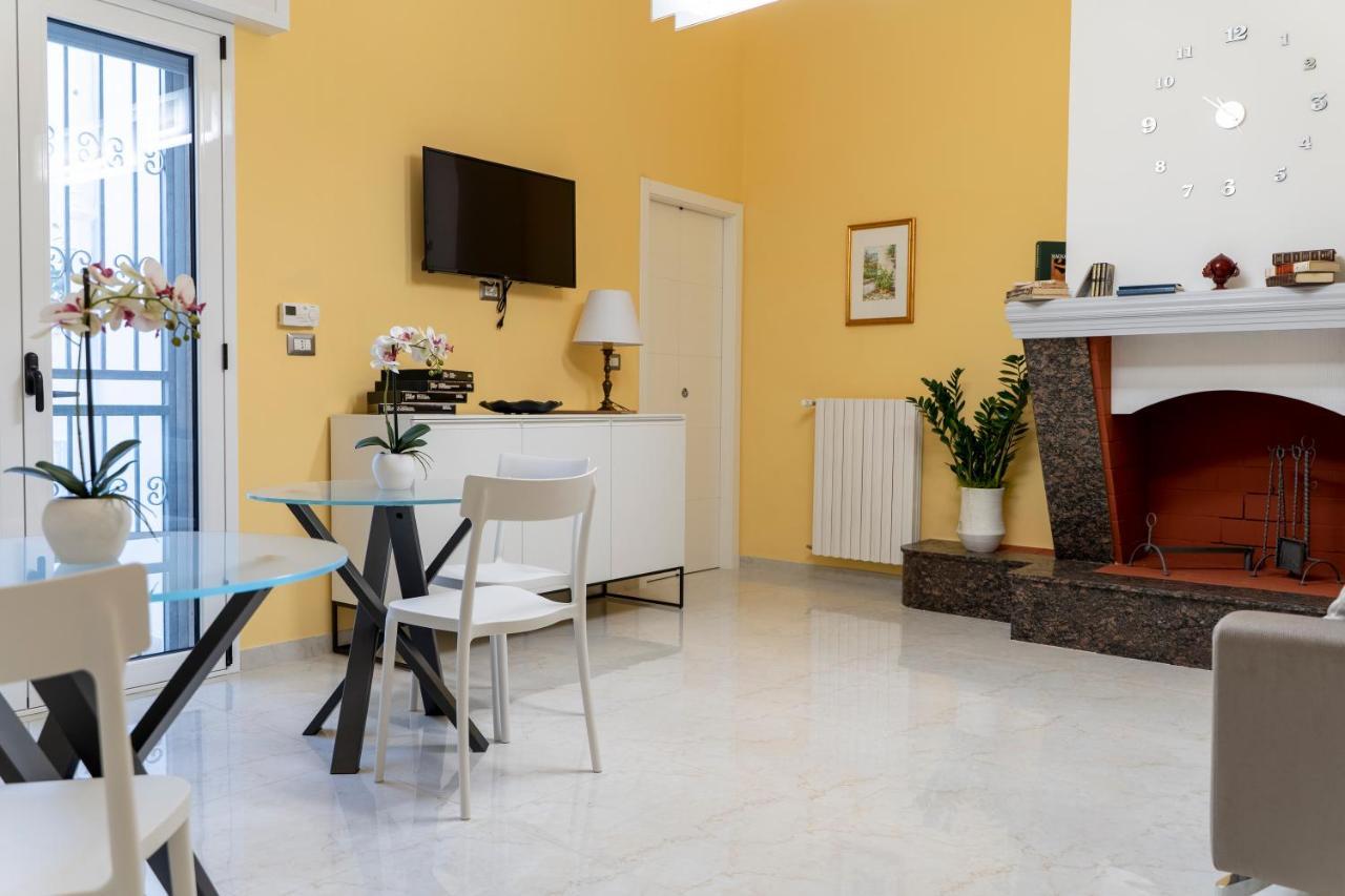 A Casa Dei Miei San Pietro Vernotico Exterior foto